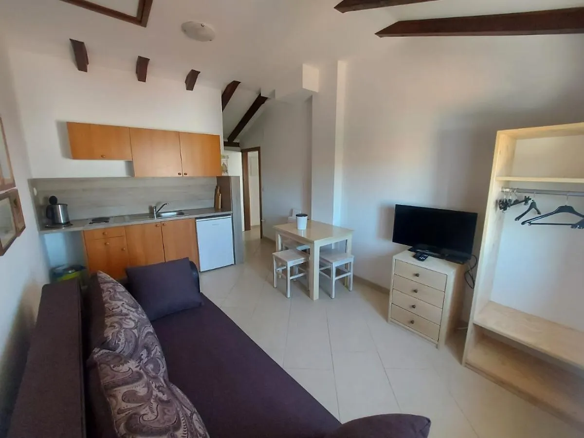 Apartments Bozena Pakostane