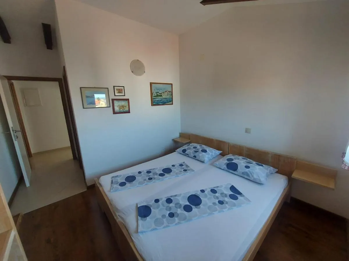 Apartments Bozena Pakostane