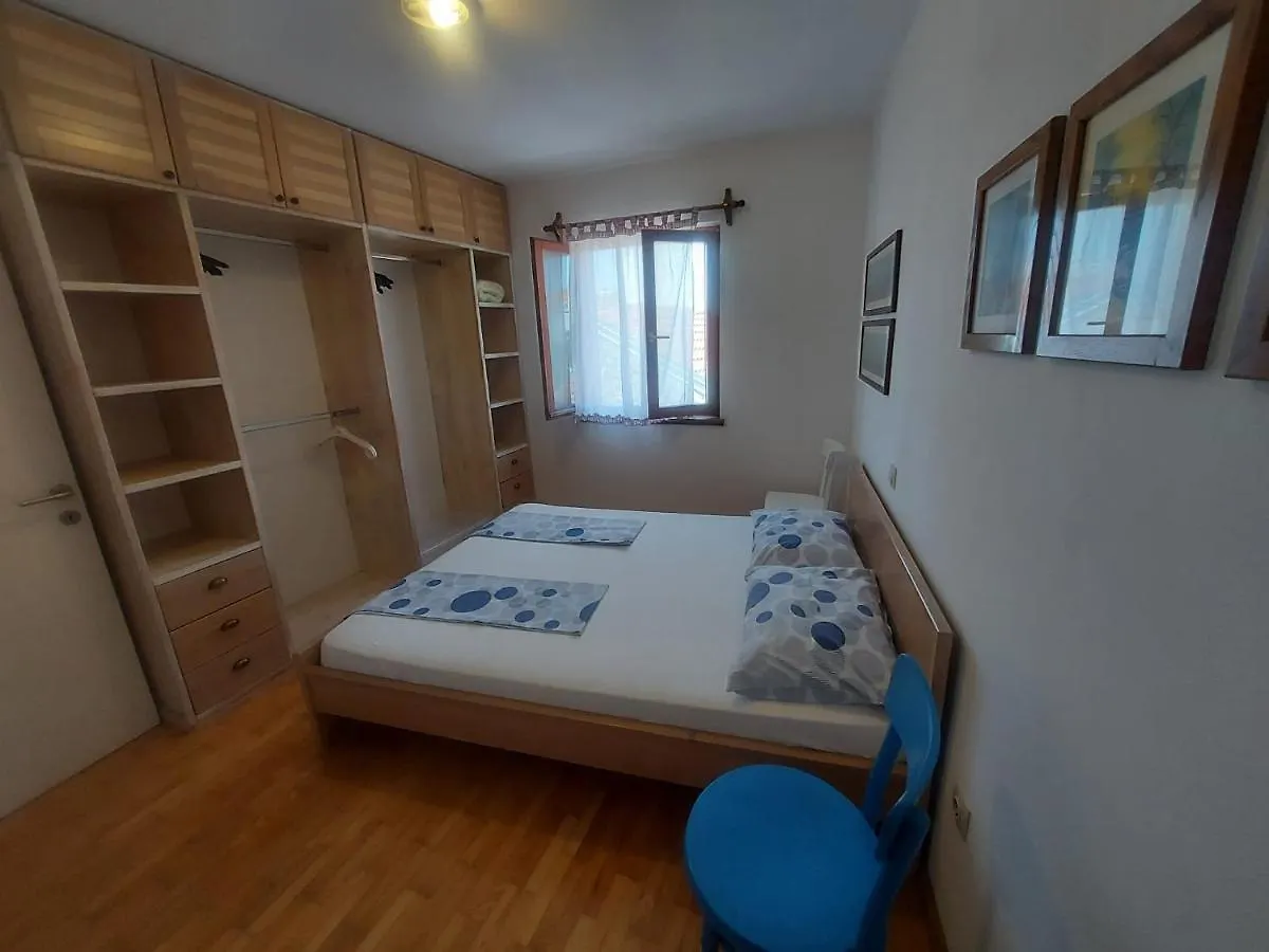 Apartments Bozena Pakostane